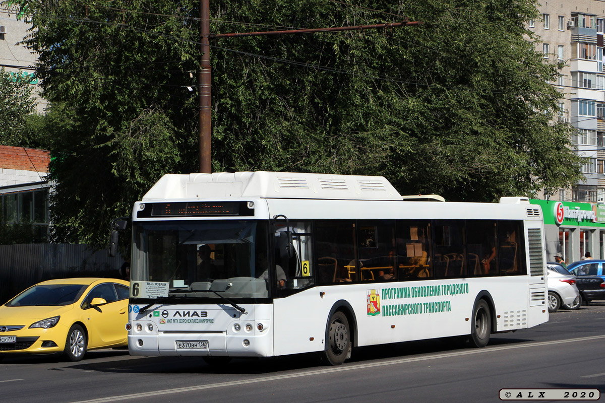 Воронежская область, ЛиАЗ-5292.67 (CNG) № Е 370 ВН 136