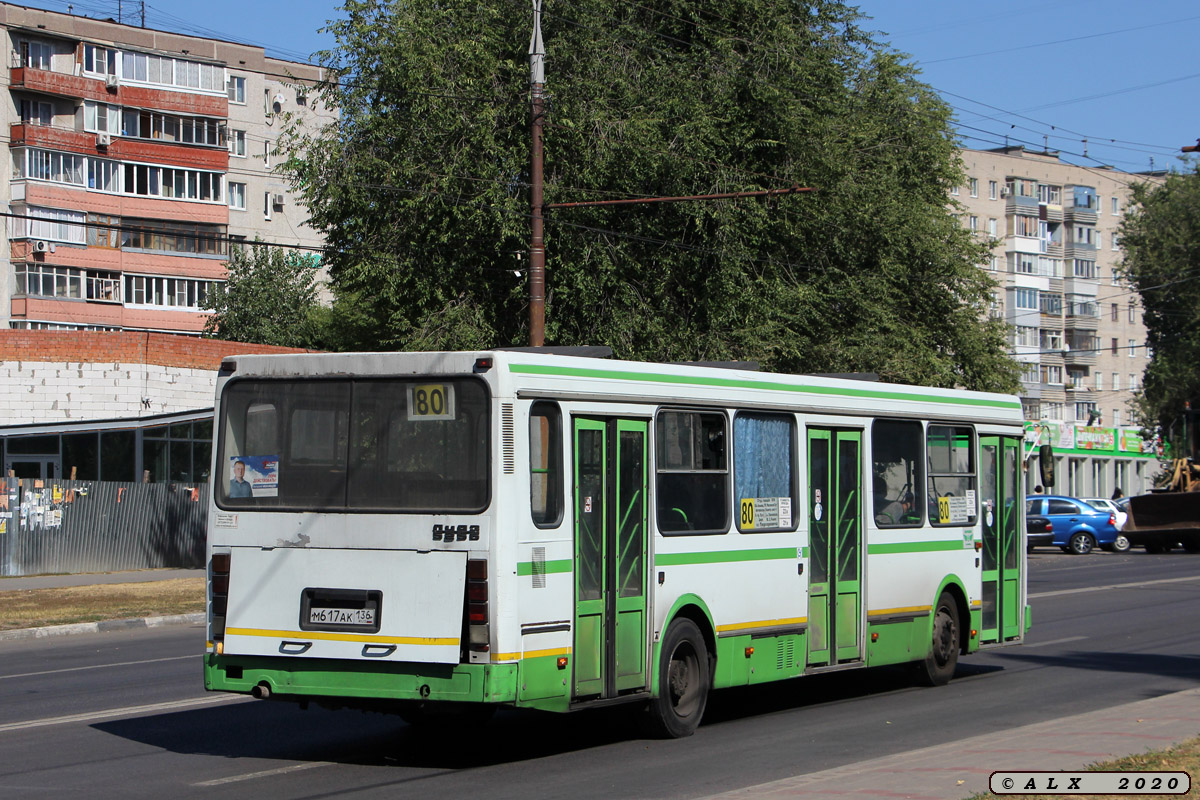 Воронежская область, ЛиАЗ-5256.40 № М 617 АК 136