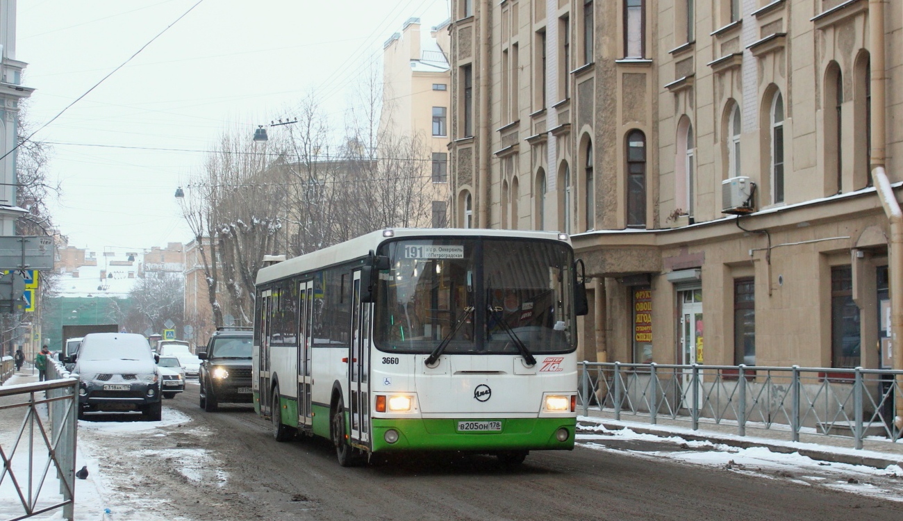 Szentpétervár, LiAZ-5293.60 sz.: 3660