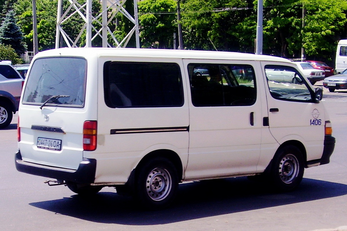 Одесская область, Toyota HiAce LH104L № 5208