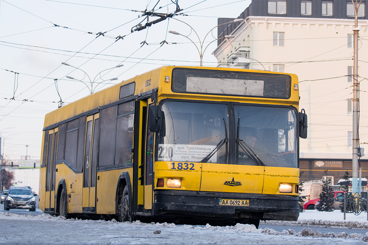 Киев, МАЗ-103.065 № 1832