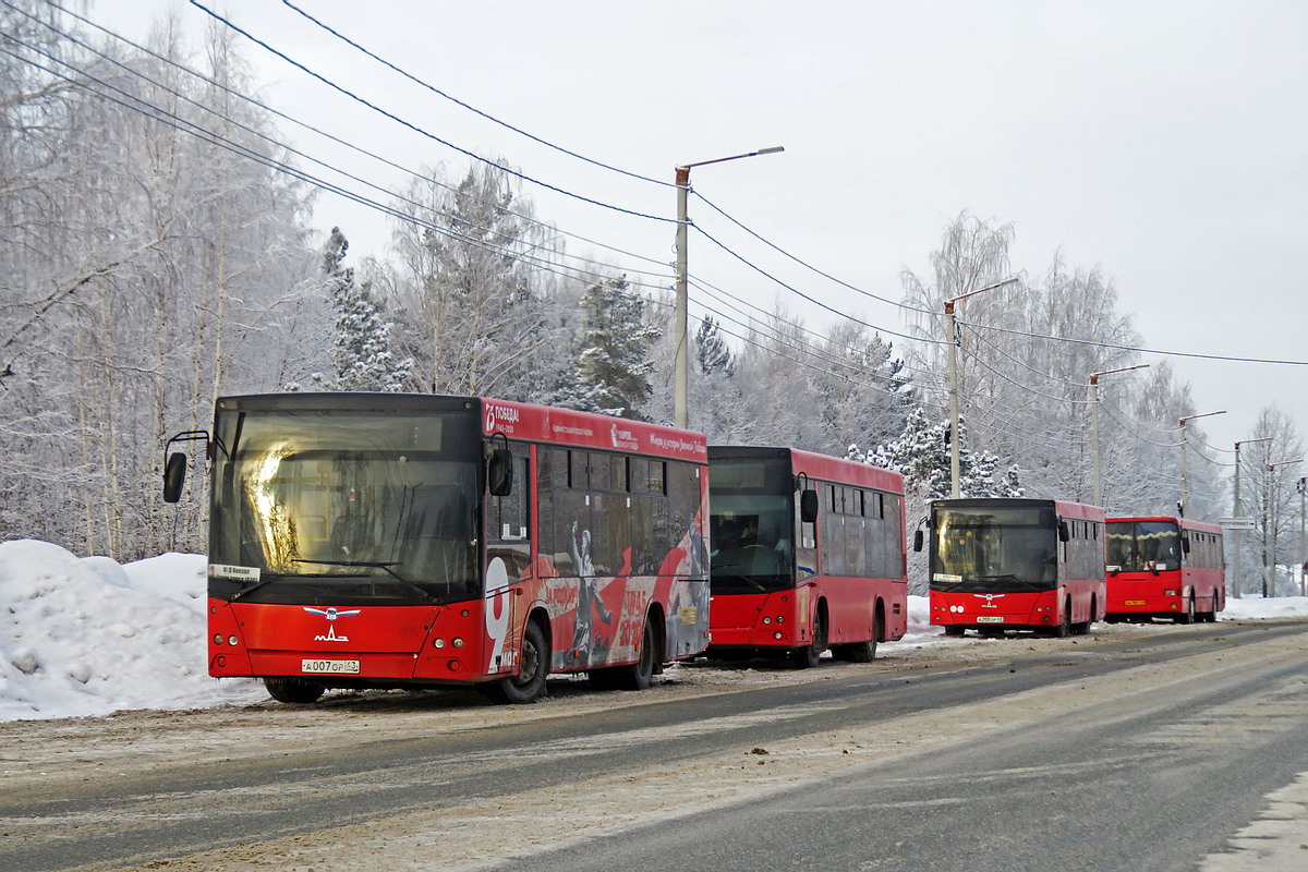 Кировская область, МАЗ-206.068 № А 007 ОР 43; Кировская область — Автовокзалы, автостанции, конечные остановки