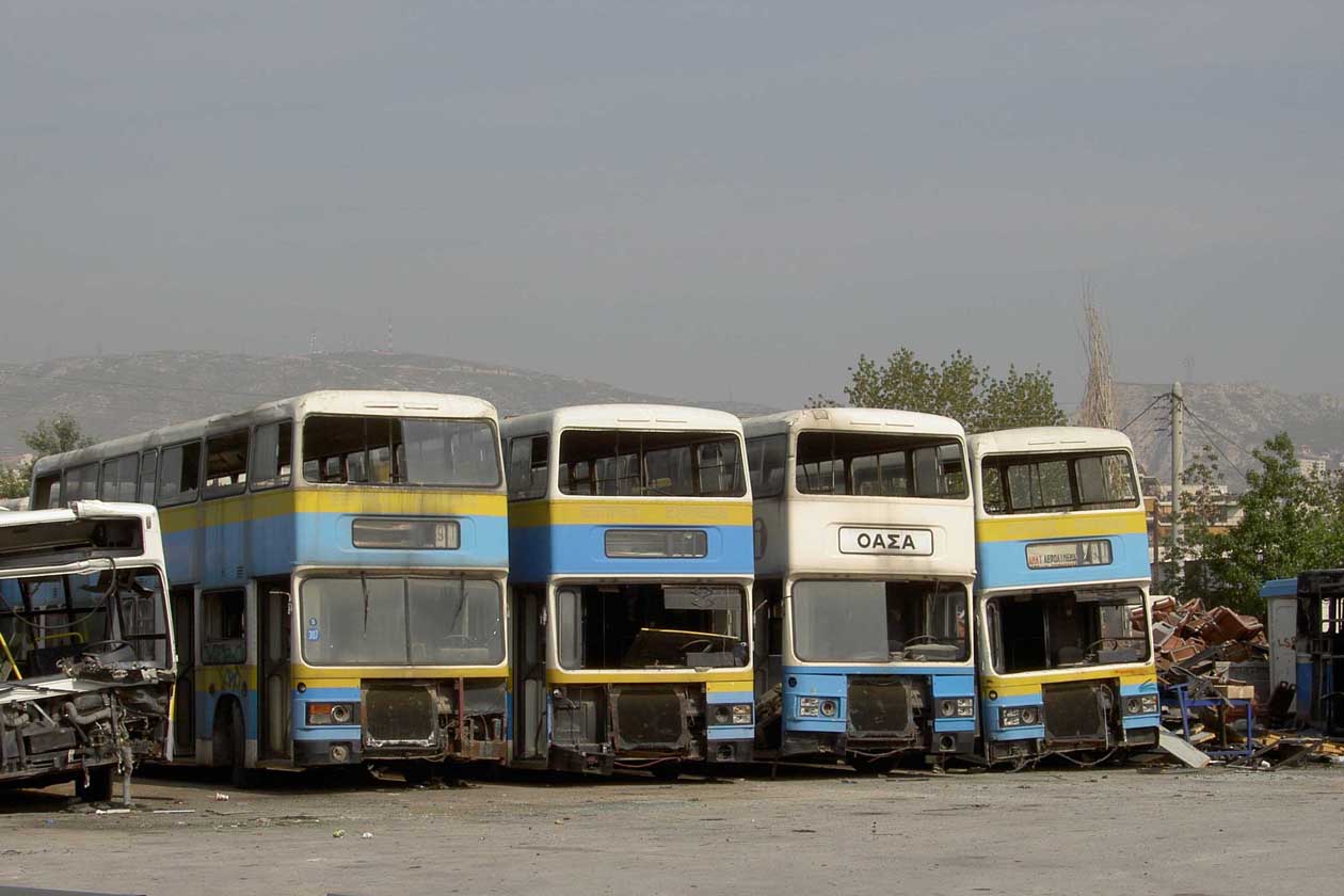 Řecko — Scrapped and abandoned buses