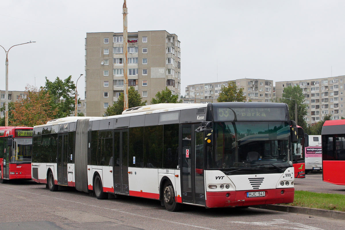 Litauen, Neoplan N4421/3 Centroliner Nr. 999