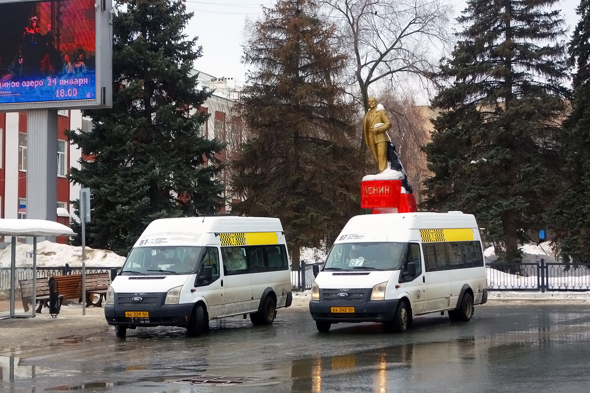 Саратовская область, Нижегородец-222709  (Ford Transit) № ВА 229 64; Саратовская область, Промтех-224326 (Ford Transit) № ВА 242 64