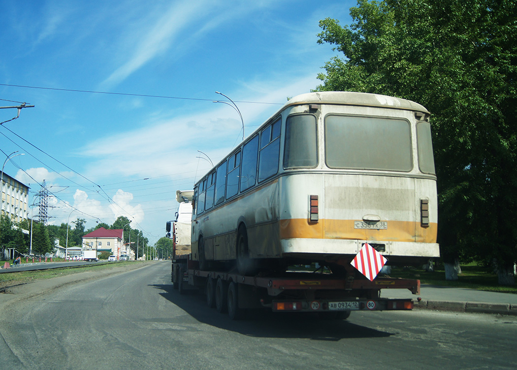 Иркутская область, ЛиАЗ-677М № С 356 УК 38