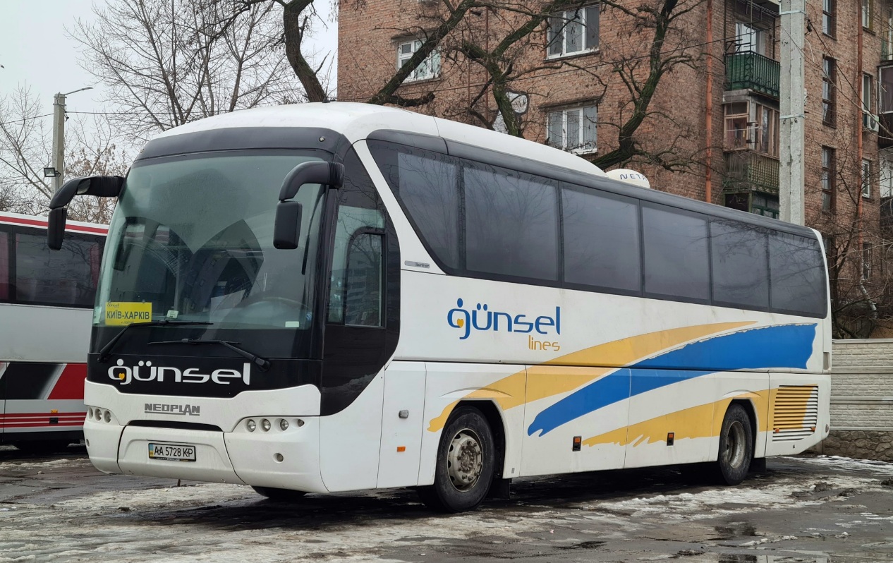 Киев, Neoplan P21 N2216SHD Tourliner SHD № AA 5728 KP