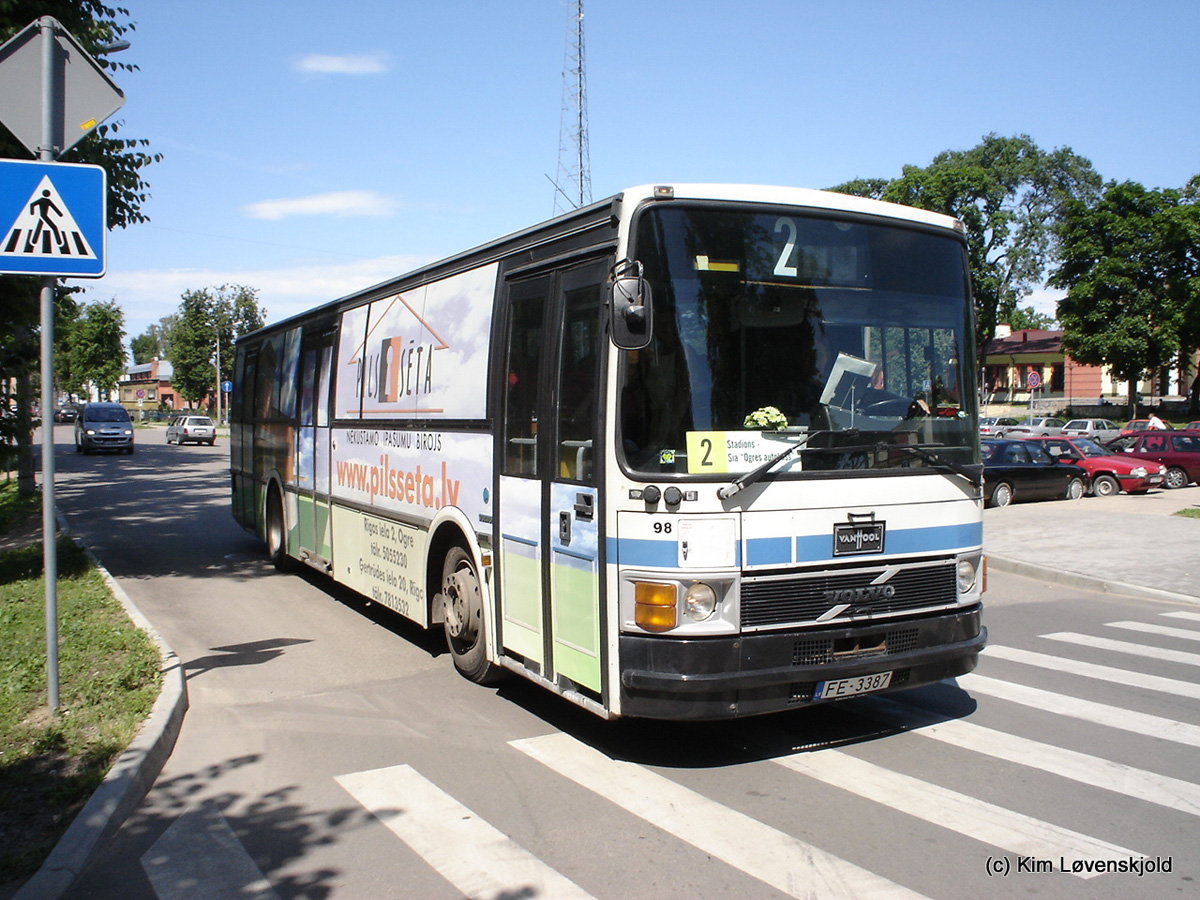 Латвия, Van Hool T8 Alizée 260 № 98