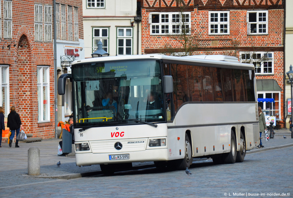 Lower Saxony, Mercedes-Benz O550L Integro L # 95