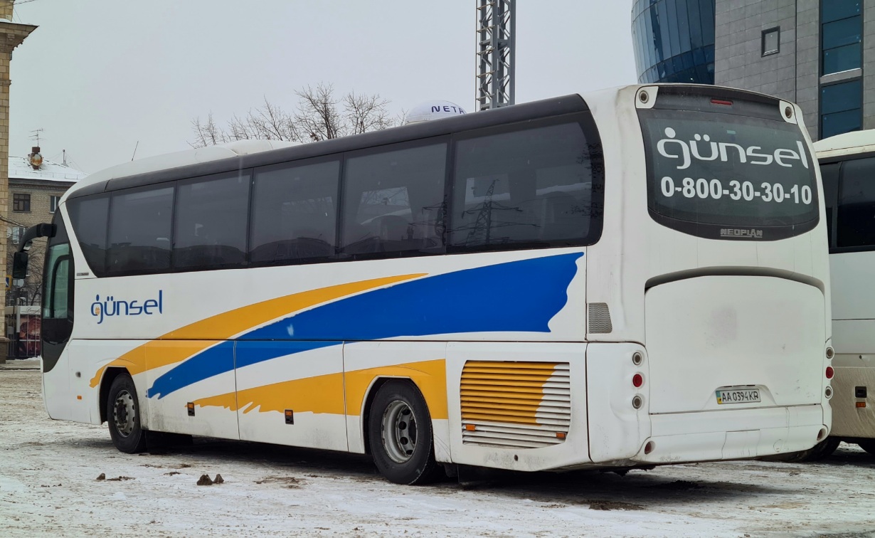 Киев, Neoplan P21 N2216SHD Tourliner SHD № AA 0394 KP