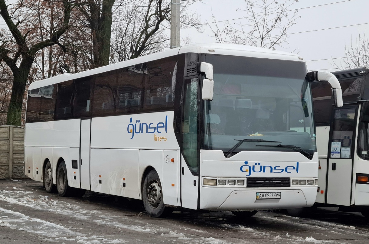 Киев, MAN A32 S2000 Mega № AA 0253 OM