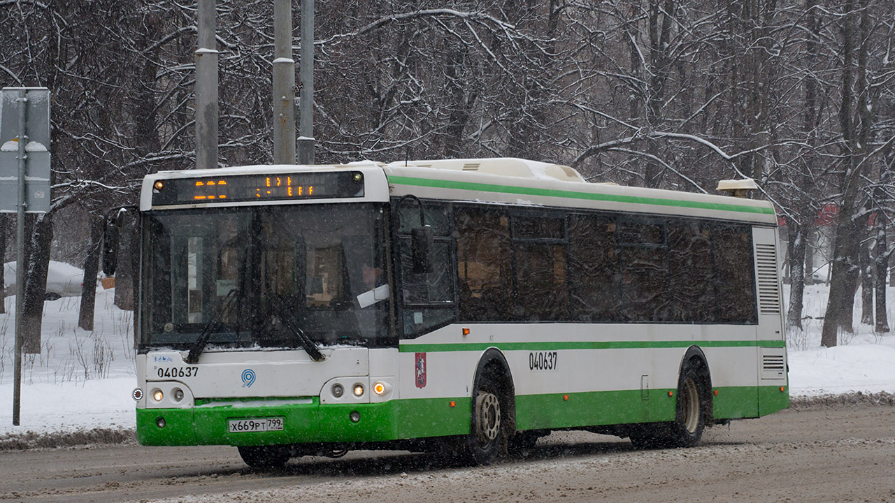 Москва, ЛиАЗ-5292.21 № 040637